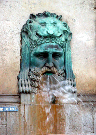 photo of Bronze Roman Fountain. © J. Hulsey
