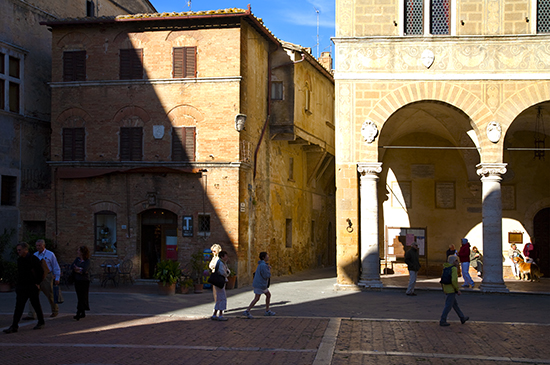 photo of Pienza, Italy, ©J.Hulsey watercolor workshops