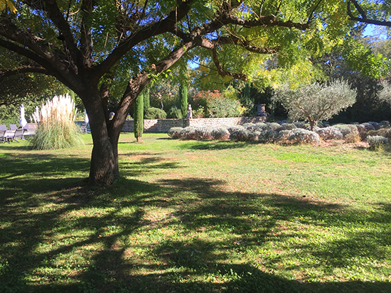 photo of garden at Mas des Carassins, France.© J. Hulsey