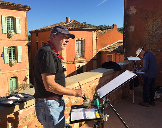 photo of John Hulsey painting in Roussillon, France.© A. Trusty