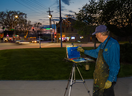 Photo of John Hulsey painting a nocturne 