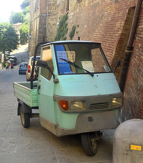 photo of an Italian Ape 50 in Montepulciano, © J. Hulsey